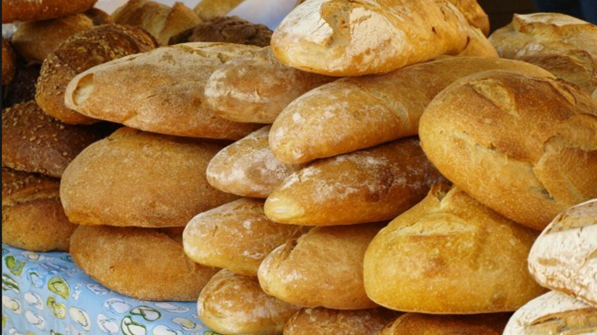 Έως και 40% πάνω η τιμή του ψωμιού 