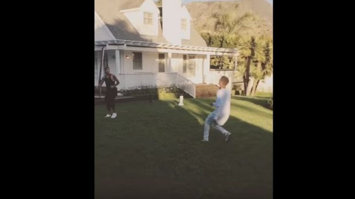 Βίντεο: Νεϊμάρ και Τζάστιν Μπίμπερ «χορεύουν» με τη μπάλα