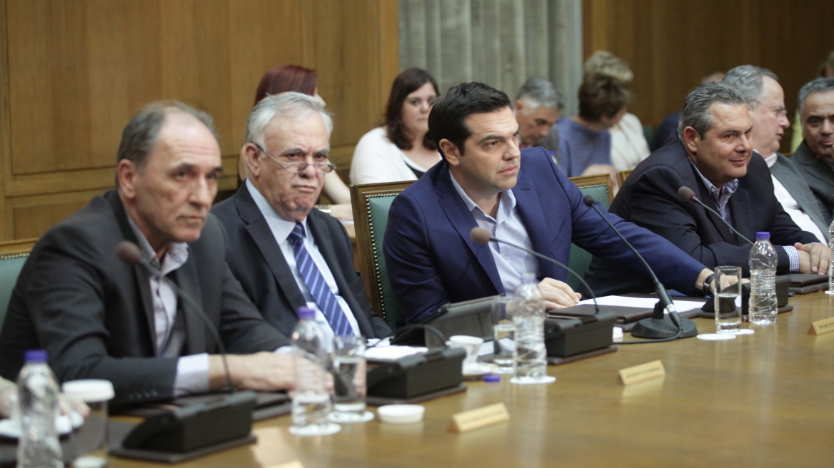 «Και τώρα τι θα κάνουμε χωρίς διαπραγμάτευση;» λένε στην κυβέρνηση