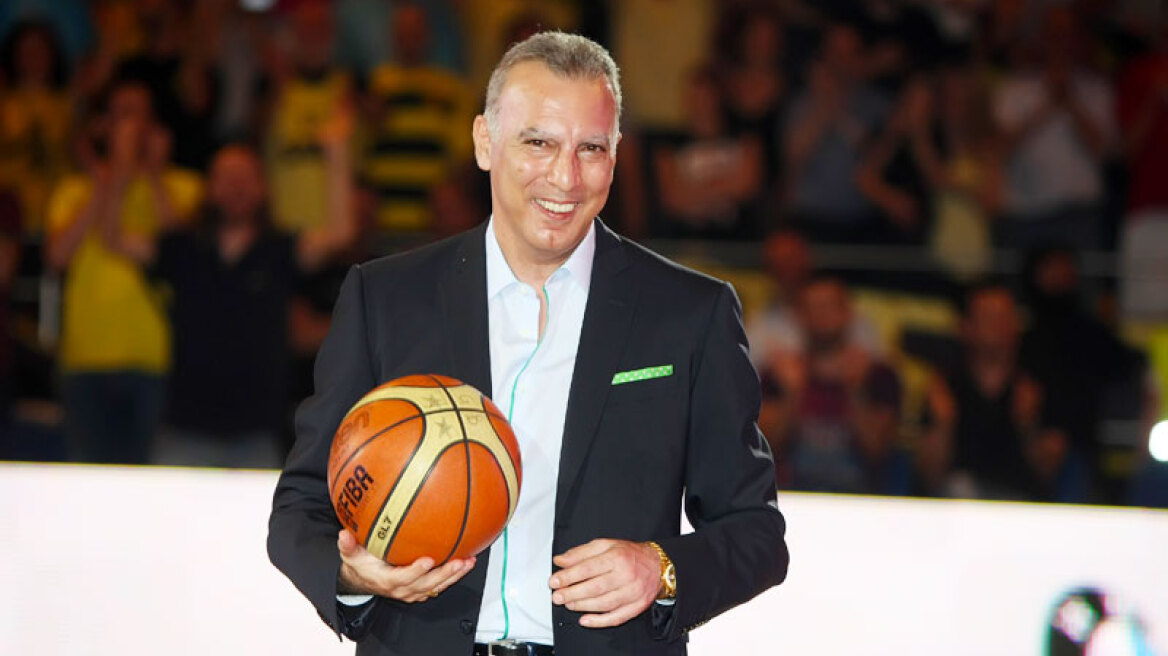 Με τον Νίκο Γκάλη θα συναντηθεί το μεσημέρι ο Αλέξης Τσίπρας 