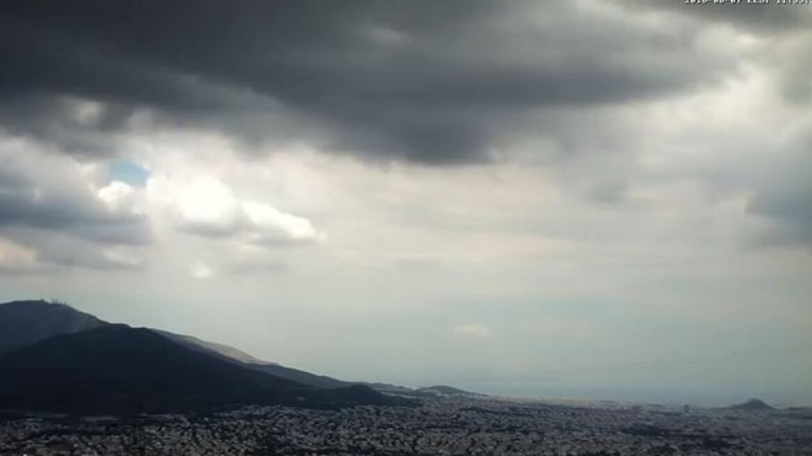 Εντυπωσιακό βίντεο: Δείτε σε 100 δευτερόλεπτα την καταιγίδα που σάρωσε την Αττική την Τρίτη