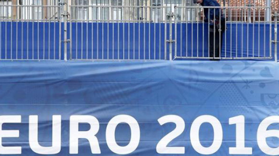 2 injured in scuffles between British and French fans in Marseille