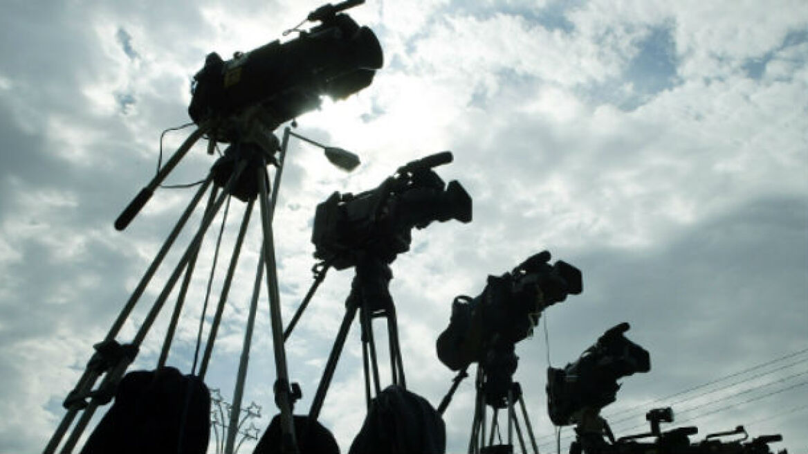 H Κομισιόν απέρριψε την προσφυγή της ΕΙΤΗΣΕΕ για τις τηλεοπτικές άδειες