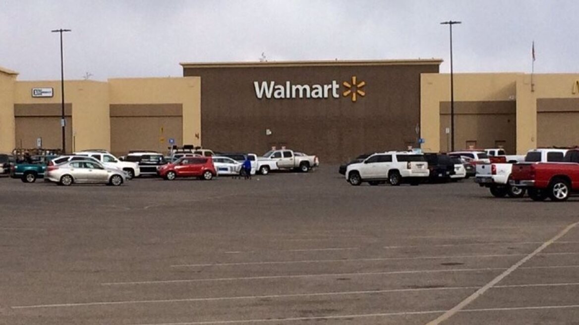 Gunman holds at least one hostage in Texas