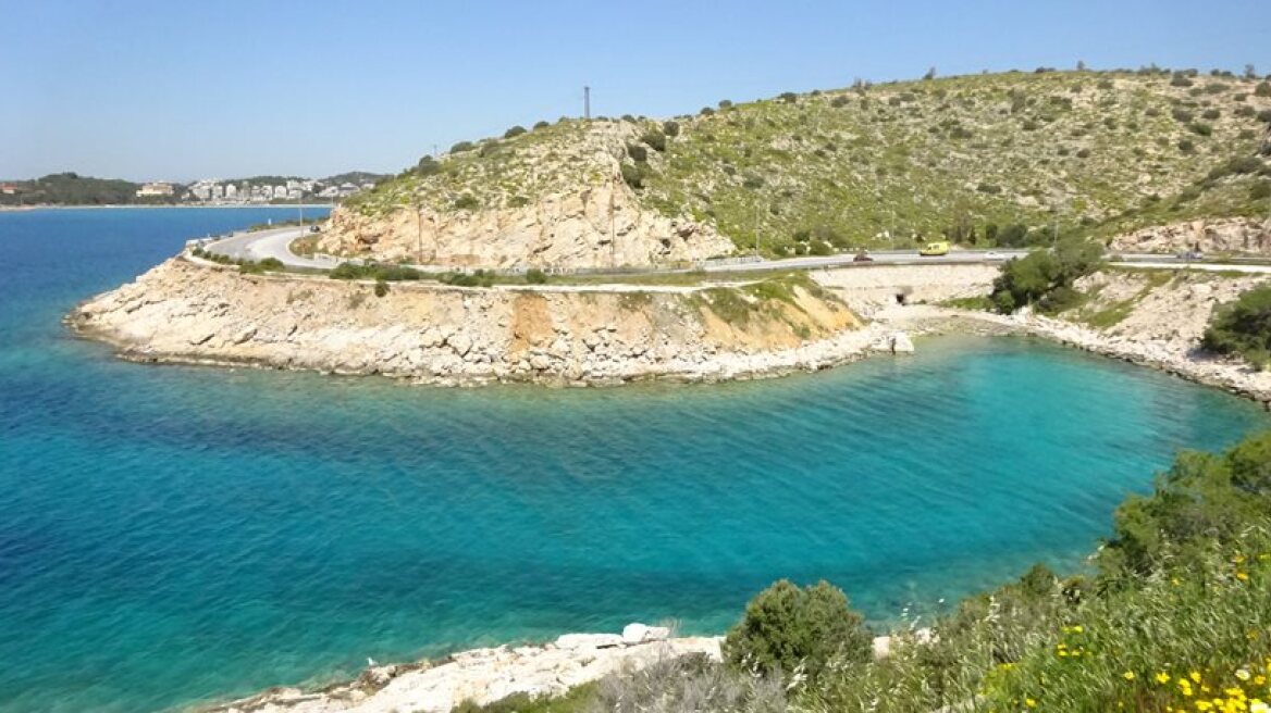 Fisherman finds a body at Limanakia, Vouliagmeni