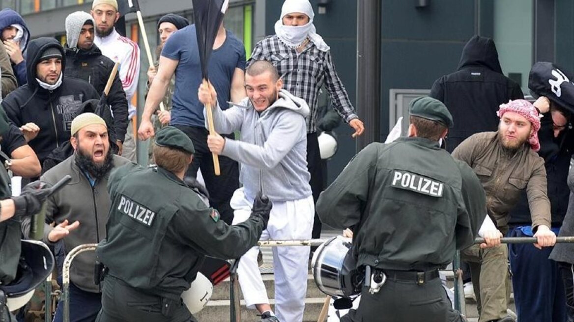 50% Germans feel like strangers in their own country due to migrant crisis
