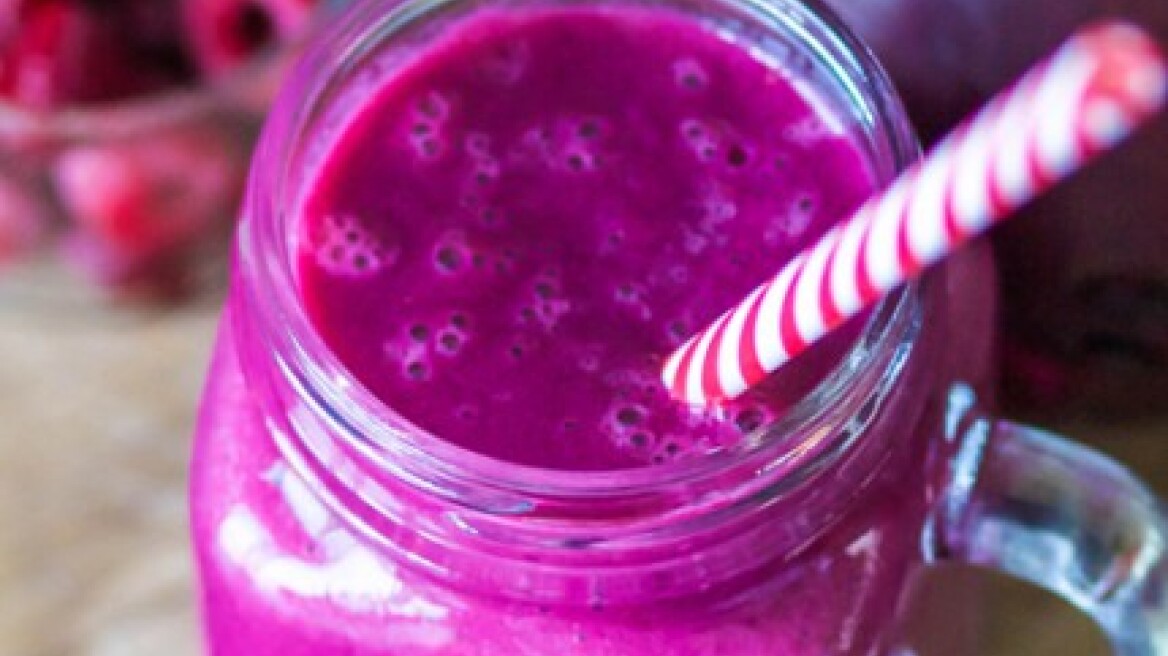 Smoothie παντζάρι – σέλερι – βατόμουρα