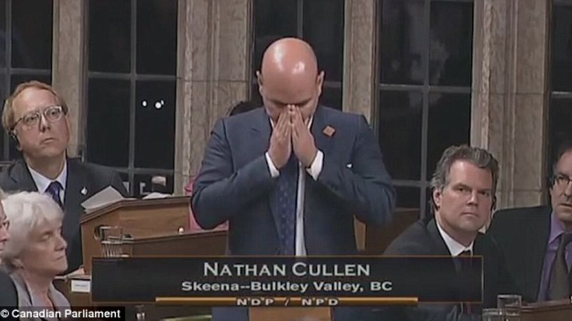 Καναδάς: Βουλευτής ξέσπασε σε κλάματα στη Βουλή μιλώντας για την Τζο Κοξ