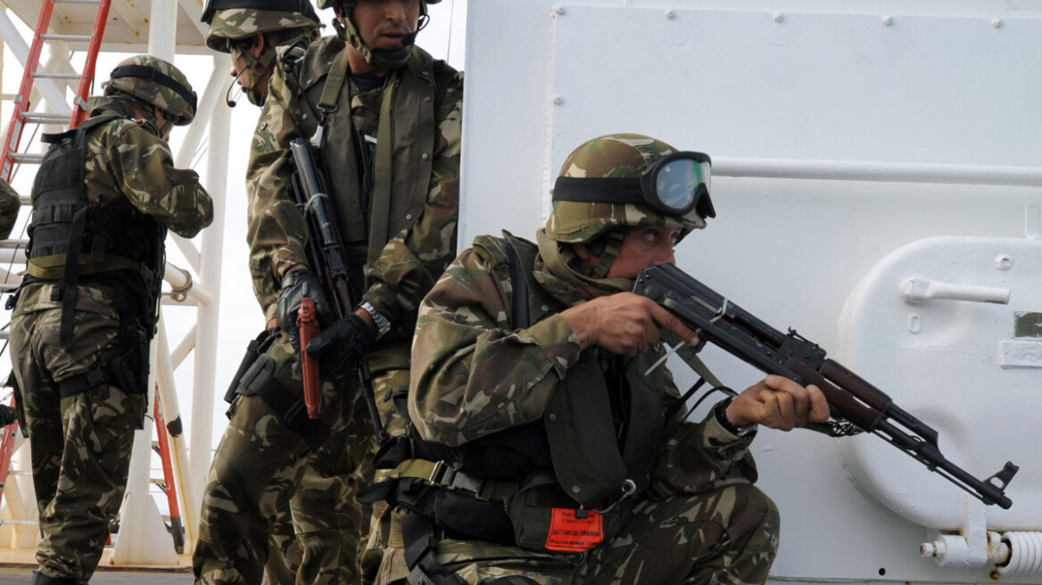Αλγερία: Σφοδρές συγκρούσεις του στρατού με τζιχαντιστές