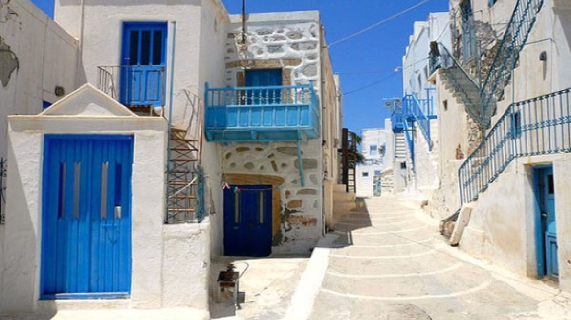 Ελληνικά τα 15 από τα 20 νησιά με τα καλύτερα ξενοδοχεία για τους Βρετανούς 