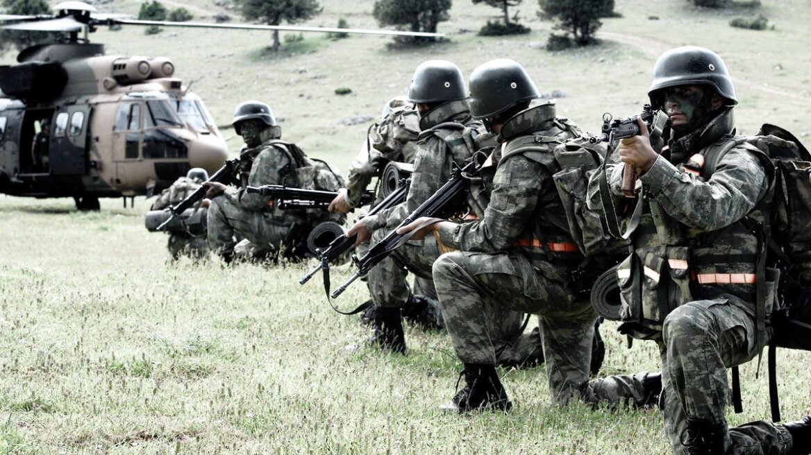 Η Τουρκία βομβάρδισε θέσεις τζιχαντιστών εντός συριακού εδάφους
