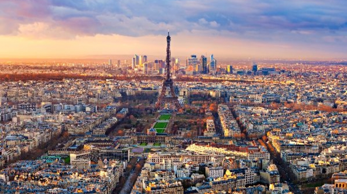 Πώς είναι μέσα το μυστικό διαμέρισμα στον Πύργο του Άιφελ