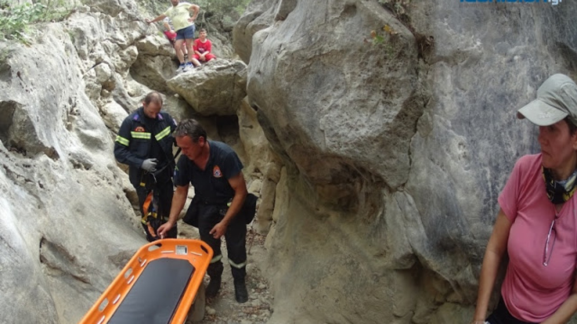 Βίντεο: Eπεσε σε κώμα ενώ εξερευνούσε φαράγγι στην Κυνουρία!