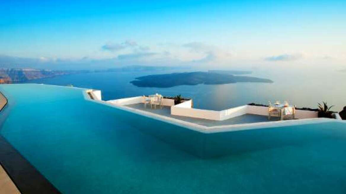 Αυτές είναι 20 καλύτερες πισίνες του 2016 - Η μία είναι στη Σαντορίνη 