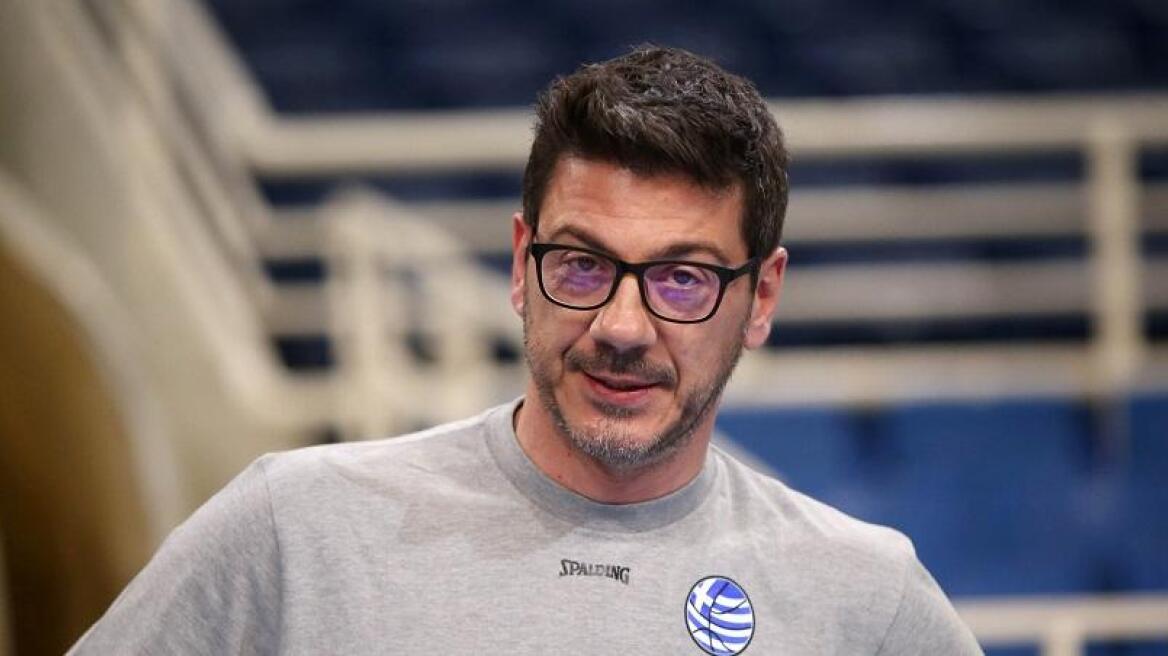 Κατσικάρης: «Τελείωσε το θέμα Παππά»