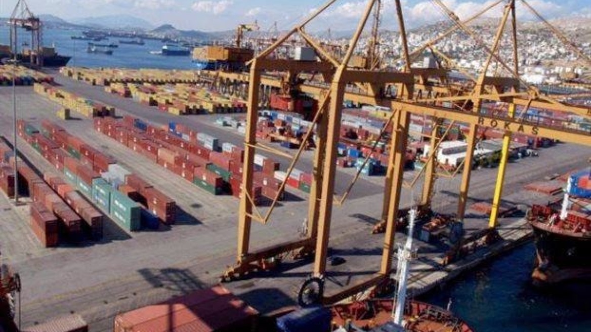 Αναστέλλουν τις απεργιακές κινητοποιήσεις οι λιμενεργάτες