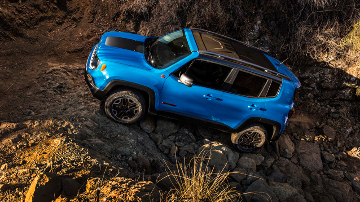 Το Jeep Renegade κάνει ακόμη και καγιάκ