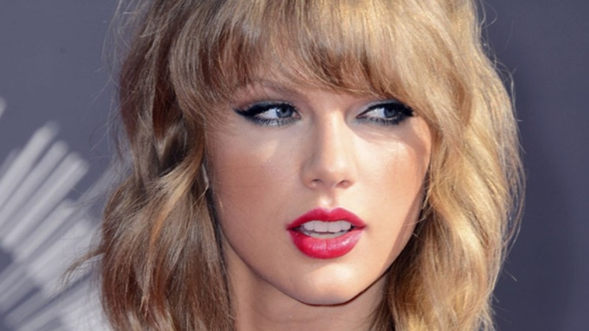 Φωτογραφία: Έκανε αυξητική στήθους η Τέιλορ Σουίφτ; 