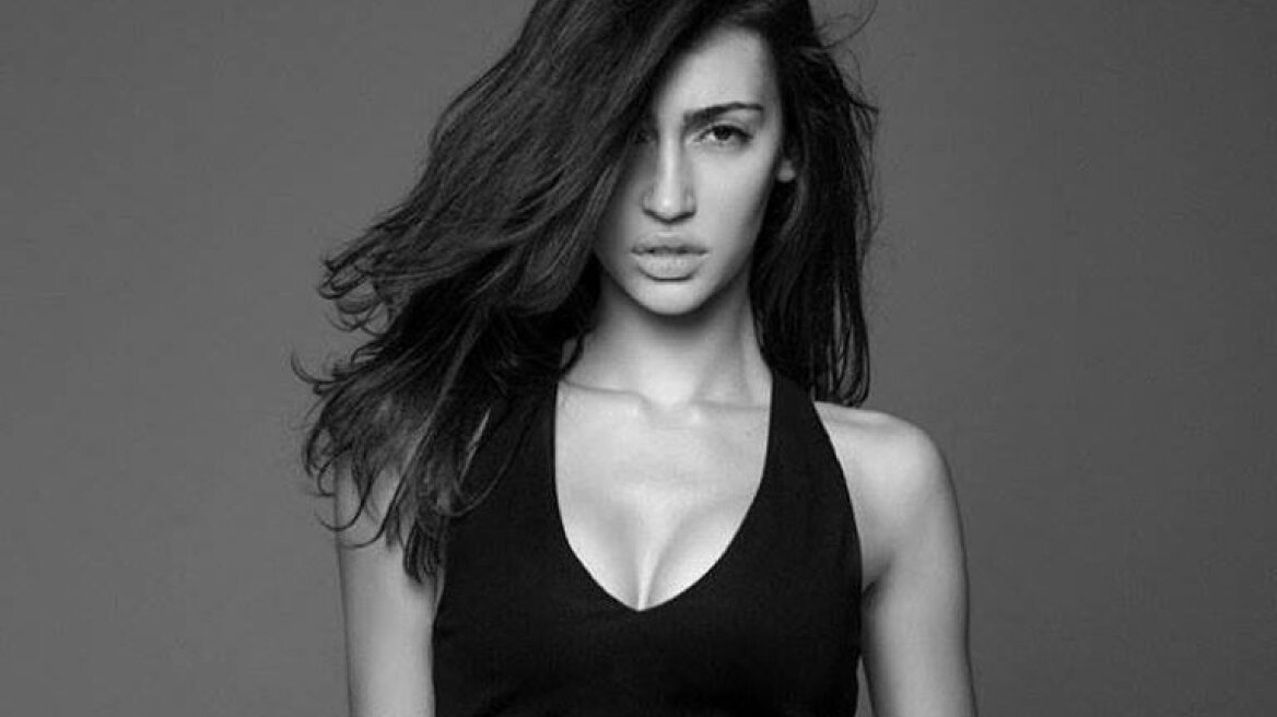 Η Σοφία Χαρμαντά μας τα έδειξε... όλα! (pics)