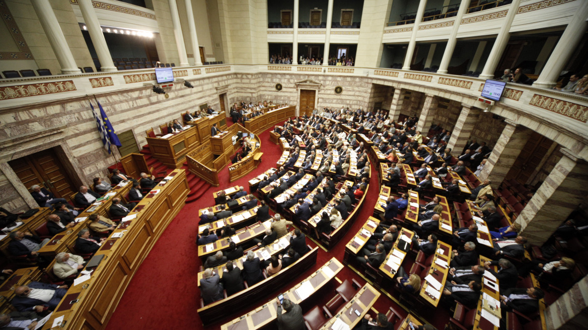 Εκλογικός νόμος: Η «αριθμητική» της αντιπολίτευσης για την απλή αναλογική