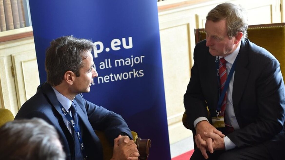 Mitsotakis tells EPP colleagues Greek program not working in Brussels