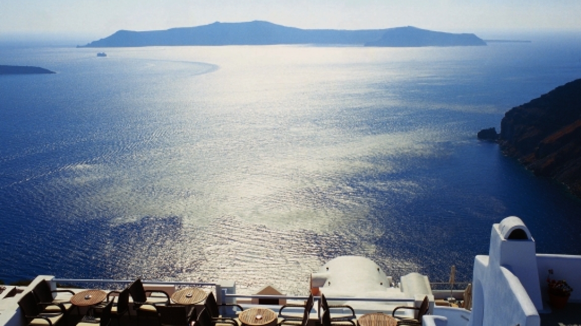 Santorini best honeymoon destination in Europe & world! (photos)