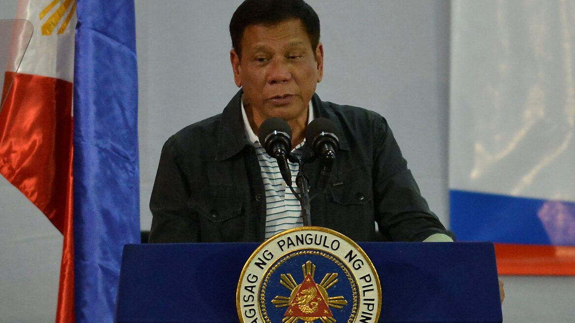 Ο πρόεδρος των Φιλιππίνων καλεί τους πολίτες να... σκοτώνουν τους ναρκομανείς