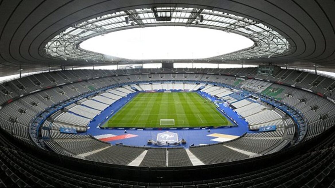Controlled explosion at Stade de France before Euro2016 match