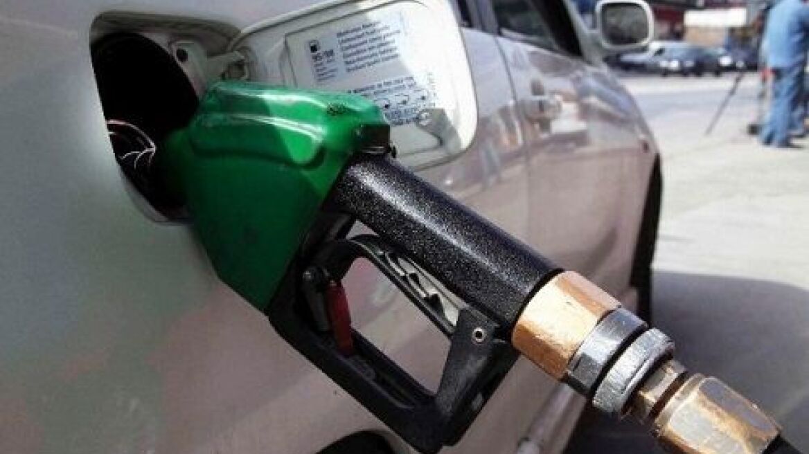 Με «πειραγμένες» αντλίες ένα στα τρία βενζινάδικα 