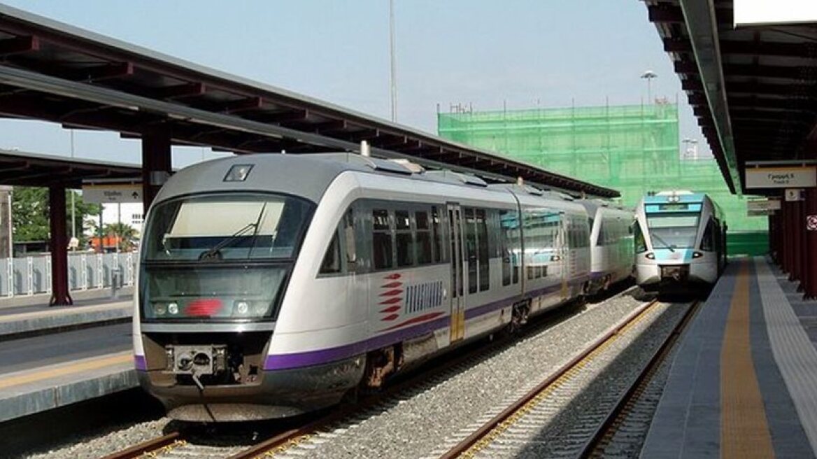 Strikes and work stoppages in trains