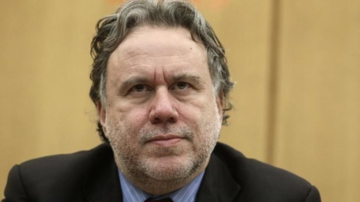 Labour Minister Katrougalos: Cuts in minimum wage not on table of talks with IMF