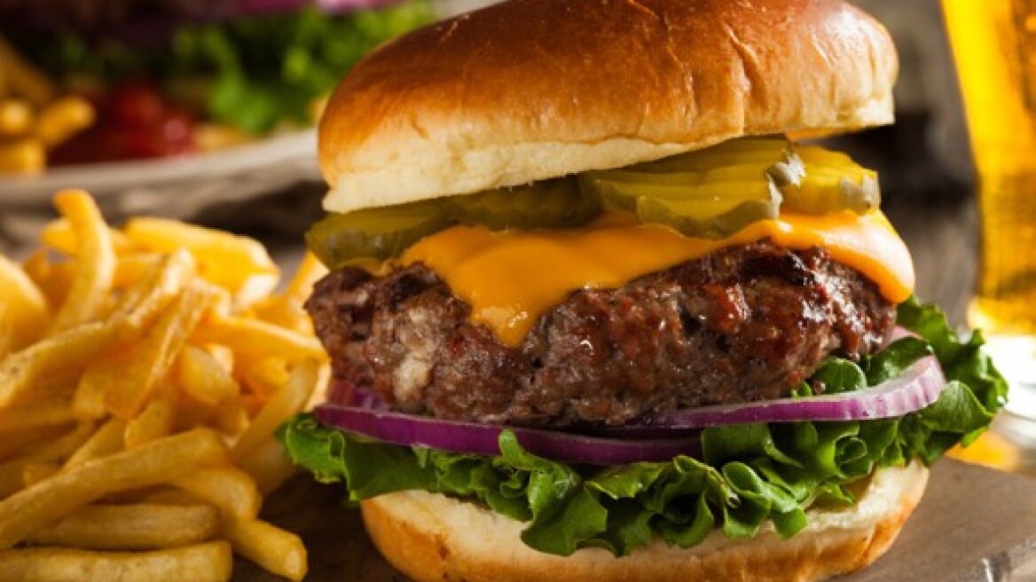 8 λάθη που δεν πρέπει να κάνεις όταν φτιάχνεις μπέργκερ