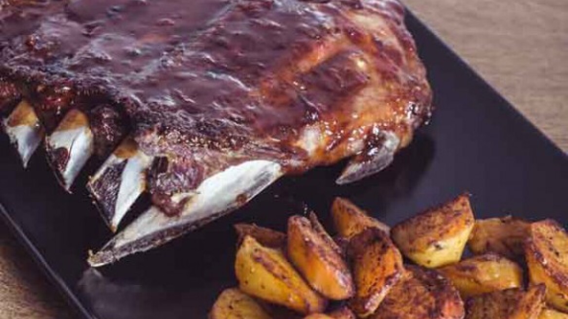 Pork with potatoes in the oven