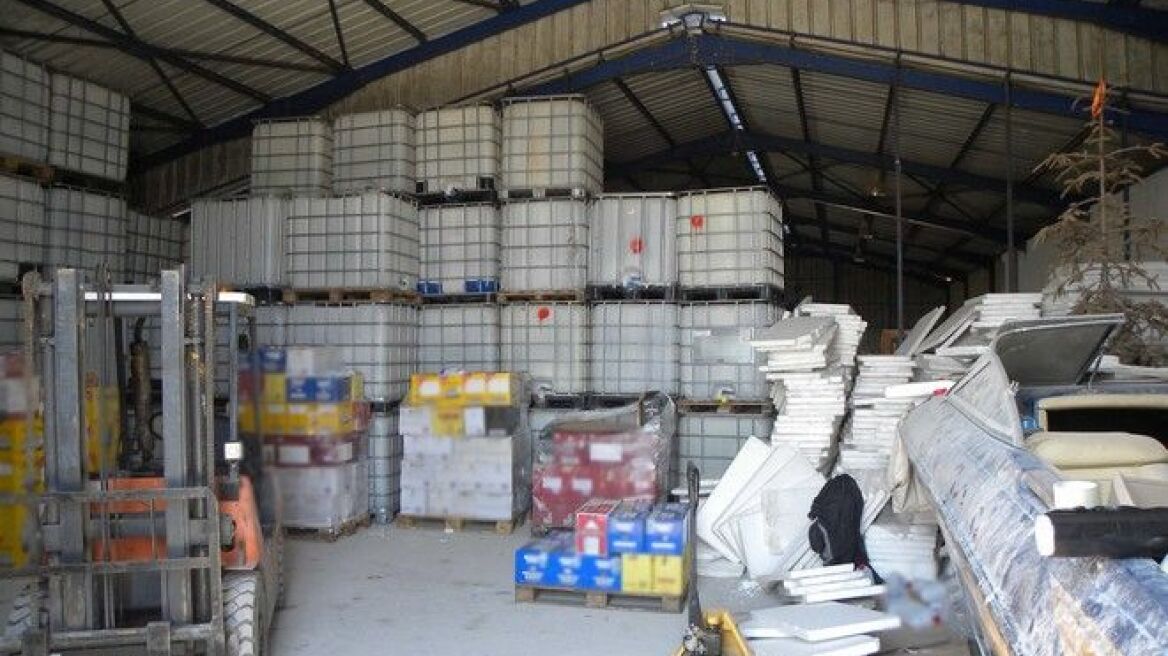 Εντοπίστηκε μεγάλη αποθήκη με λαθραία ποτά