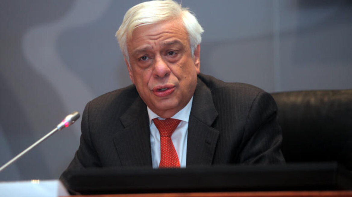 Παυλόπουλος: Η Ελλάδα στηρίζει τη δημοκρατική νομιμότητα στην Τουρκία