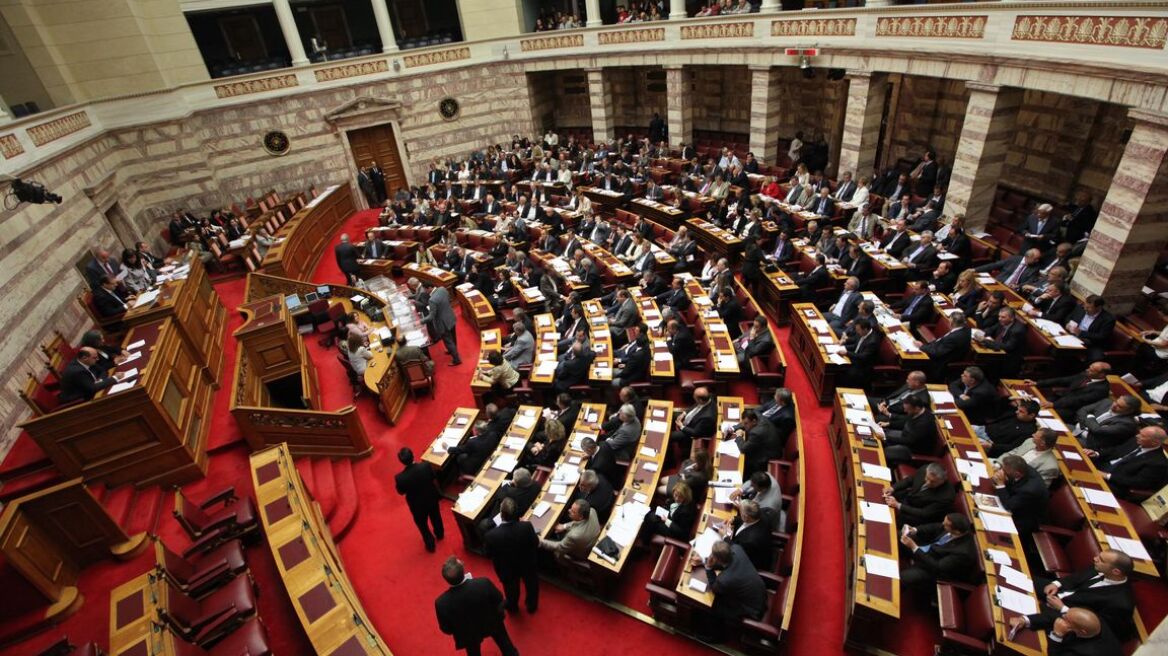 Βουλευτές του ΣΥΡΙΖΑ ζητούν έρευνα για «ευθύνες εισαγγελέων για τα μαύρα ταμεία» της Siemens
