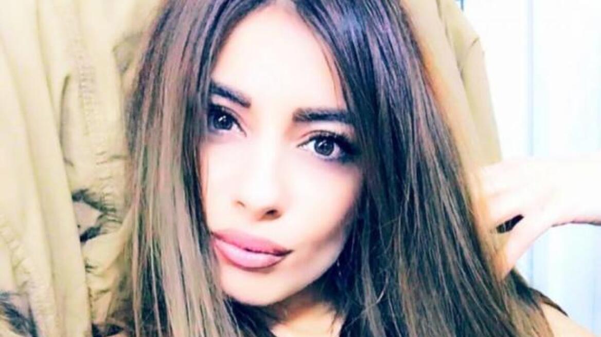 Μίνα Αρναούτη: Νέες φωτογραφίες στο σπίτι της στη Μυτιλήνη 