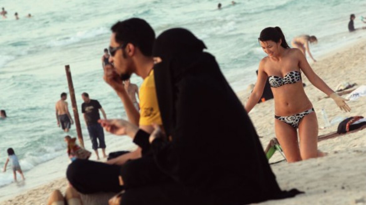 «Λιώνουν» στο Κουβέιτ: Στους 54 βαθμούς η θερμοκρασία  