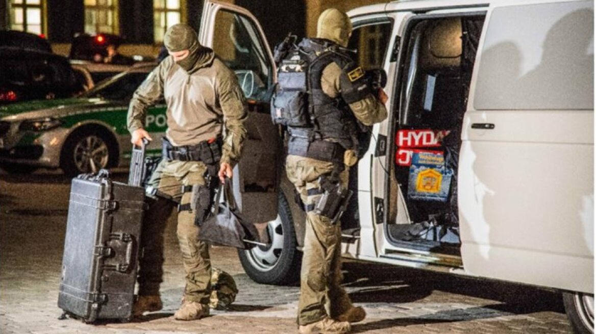 Syrian asylum seeker kills himself in failed suicide bomb attack in Germany