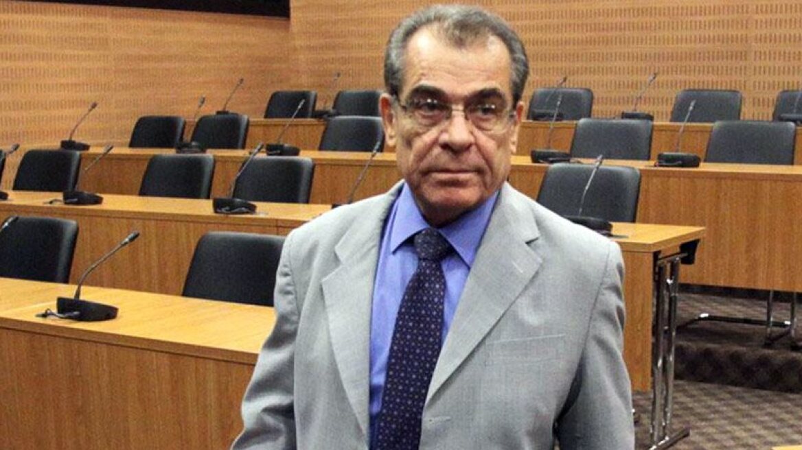 Όλο το κατηγορητήριο για δωροδοκία του πρώην διοικητή της Κεντρικής Τράπεζας Κύπρου
