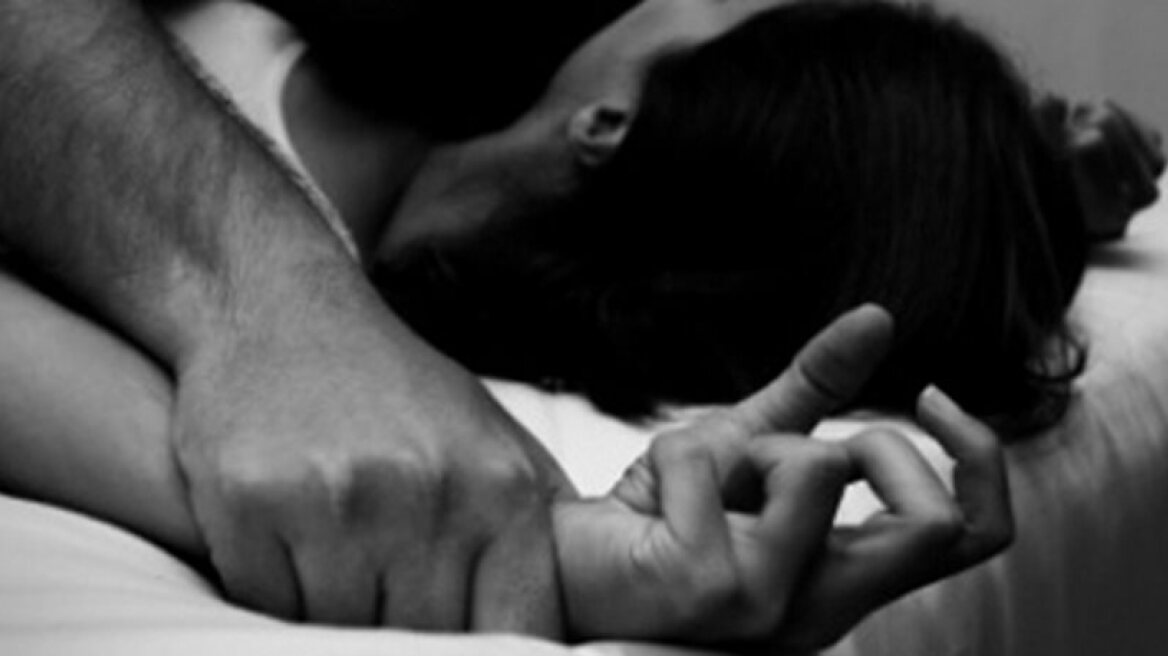 Syrian refugee rapes woman 16 times at Samos hotspot!