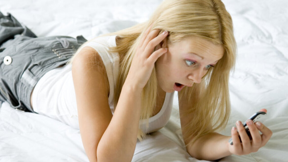 Ελληνίδες: Πάθος με το sexting και χωρίς τύψεις