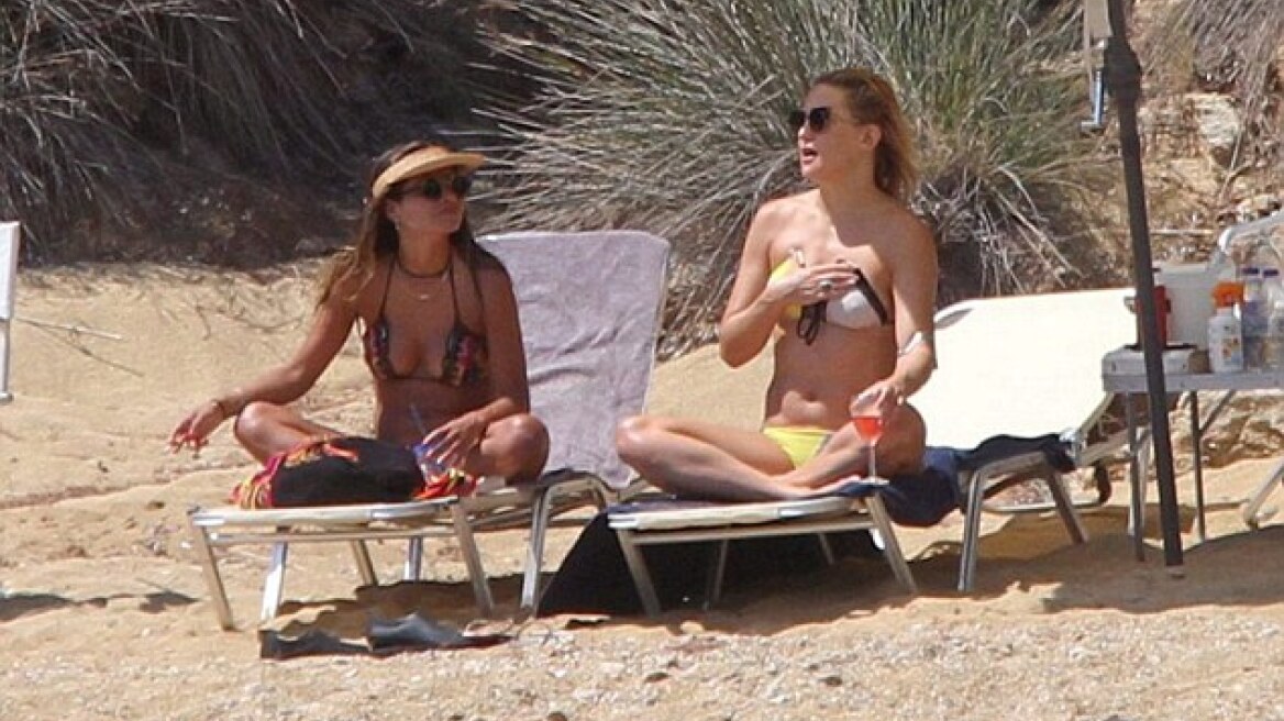 Στη Σκιάθο η ηθοποιός Κέιτ Χάντσον 