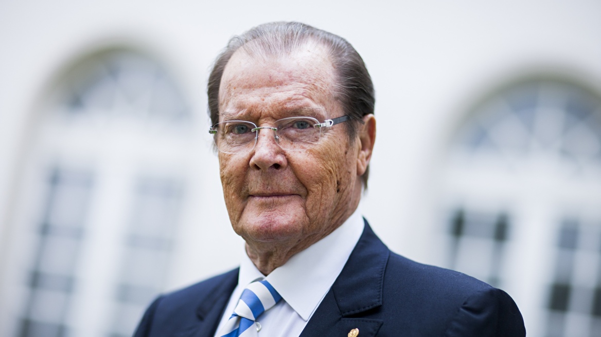 Roger Moore: Έχασε την κόρη του από καρκίνο 