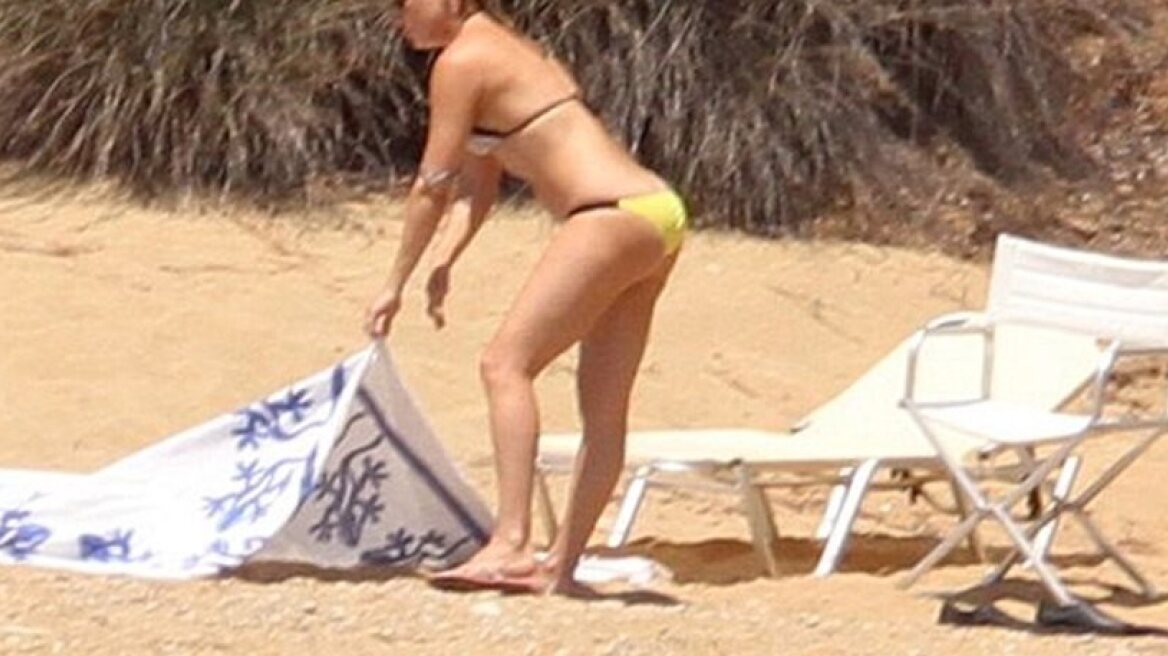 Kate Hudson in love with Skiathos (photos)