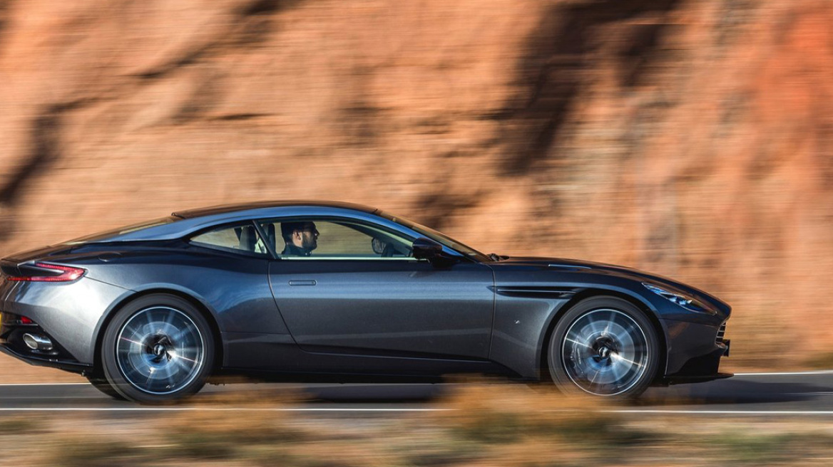 Video: Δοκιμές στους 50°C για τη νέα Aston Martin