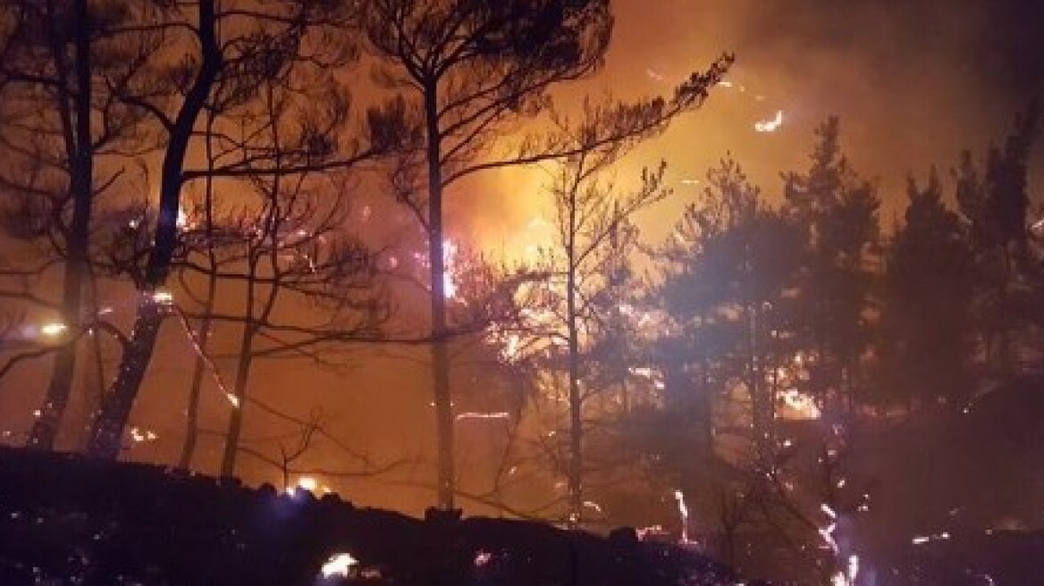 Ηλικιωμένος πίσω από τη μεγάλη φωτιά στην Ιεράπετρα 