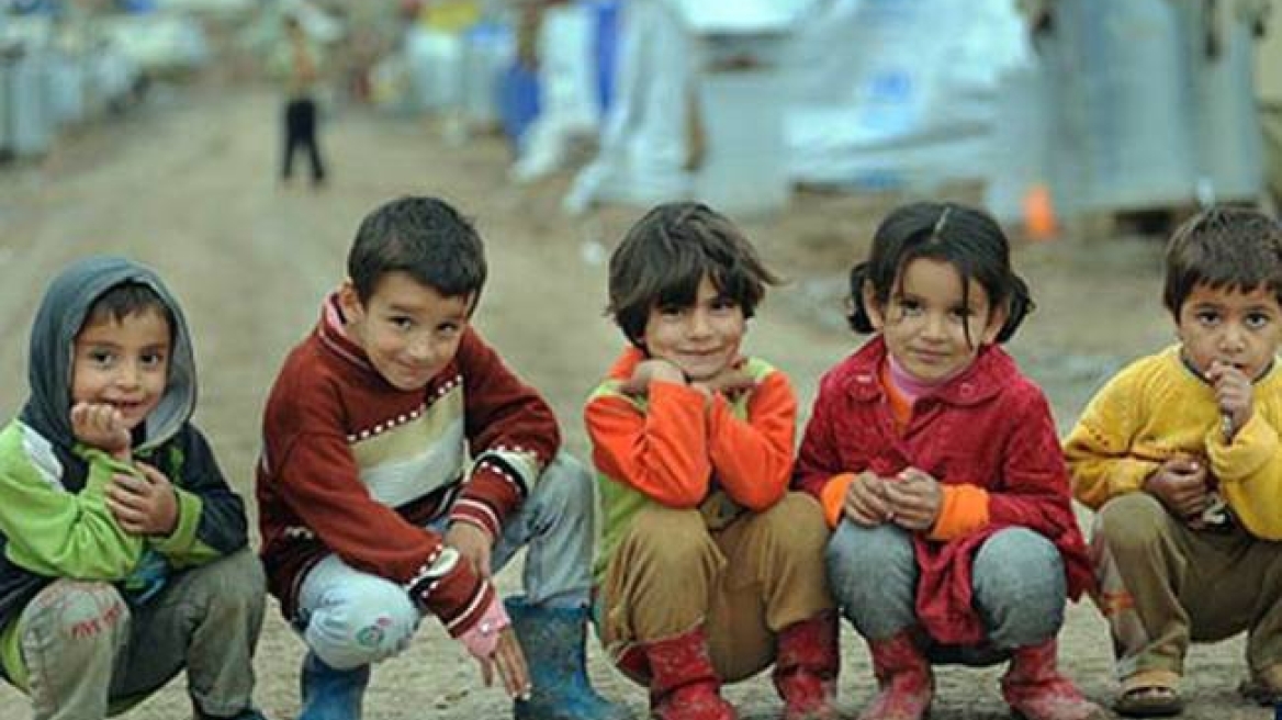 «Σχολεία του δρόμου» για τα προσφυγόπουλα προτείνει ο Γιάννης Μπουτάρης