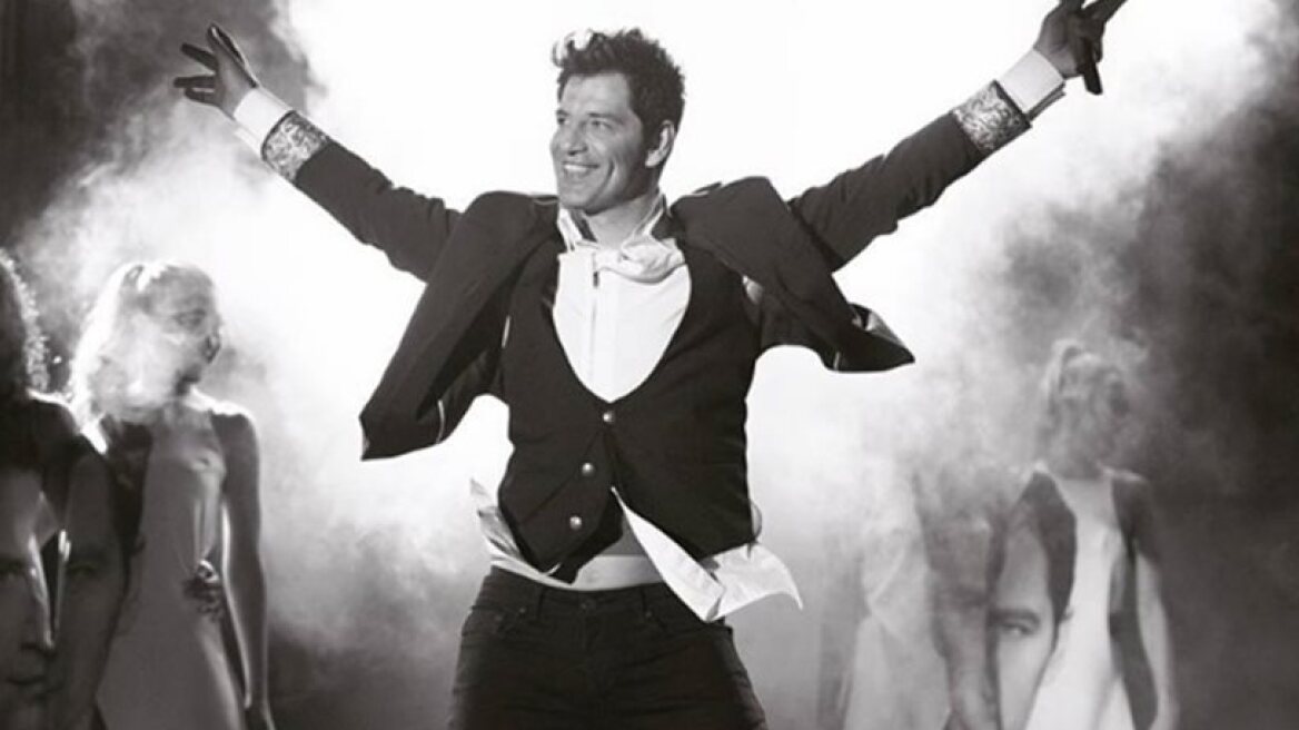 Sakis Rouvas brings the ‘joint down’ at Mykonos (videos+photo)