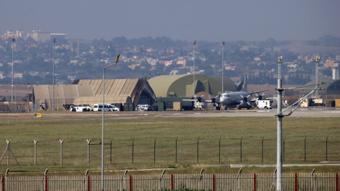 Turkish police block access to Incirlik airbase